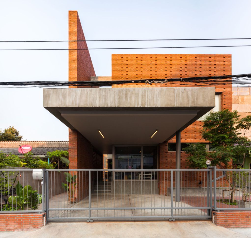 Dự án thiết kế Ngamwongwan House của Junsekino